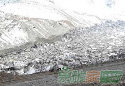 冰川移動吞沒新疆萬畝草場