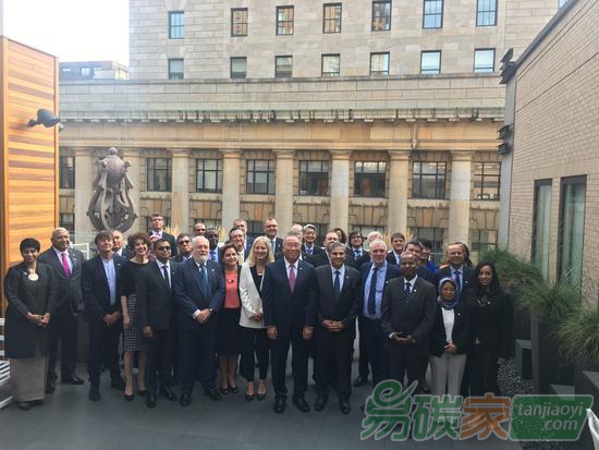 解振華出席加、中、歐第一次氣候行動部長級會議（附會議記錄總結(jié)文件）