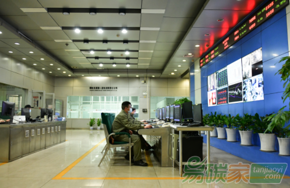 拿下全國(guó)碳市場(chǎng)“1號(hào)”登記賬戶 長(zhǎng)源電力：可獲配額大致有數(shù)，預(yù)計(jì)2025年實(shí)現(xiàn)碳達(dá)峰